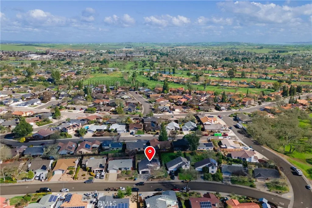 1736 Wade, Paso Robles, California 93446 home-pic-15