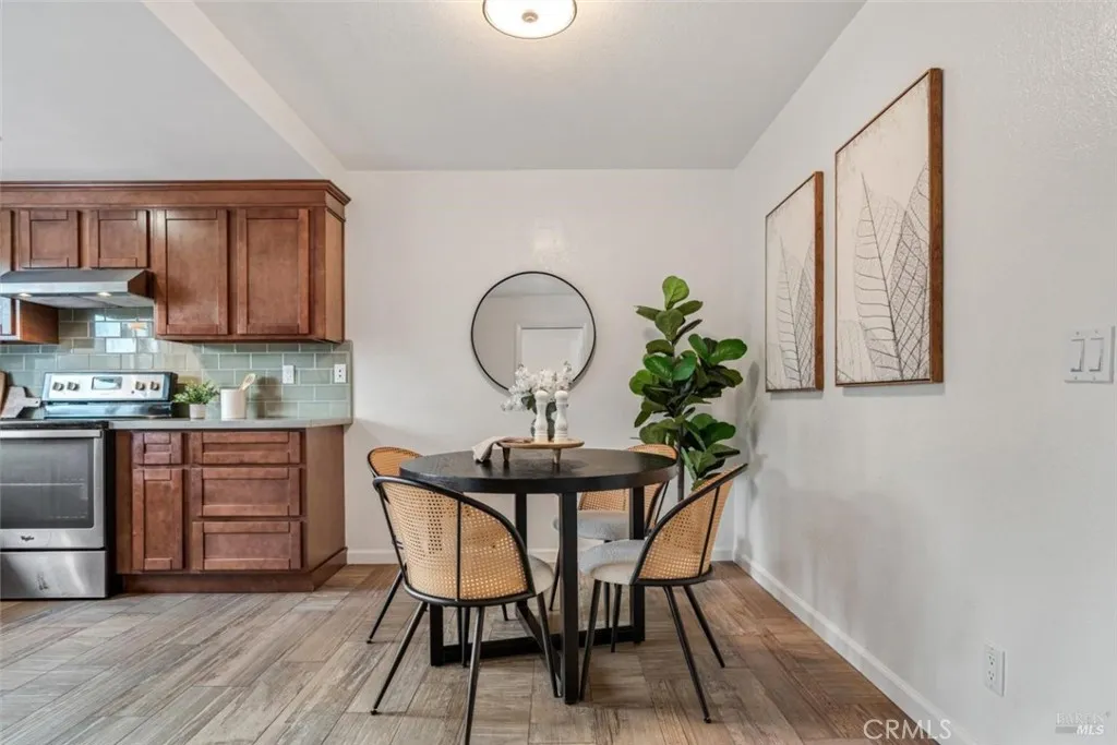 154 Basinside, Alameda, California 94502 home-pic-12