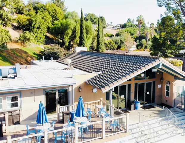 Diamond Point Club, Clubhouse, Banquet facilities, cooking areas, Barbecue outdoor.