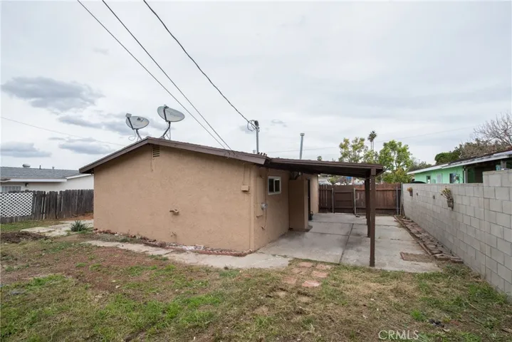 Patio is right off the kitchen which allows for easy entertaining outside.