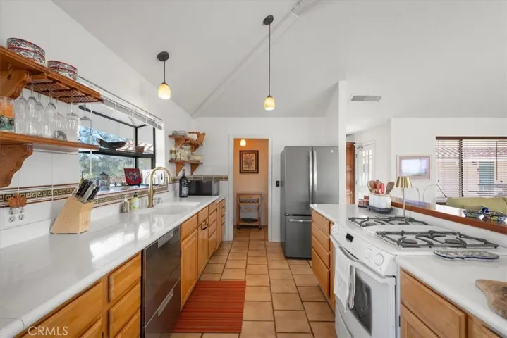 Kitchen/Pantry