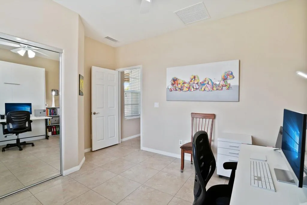 60519 Lace Leaf Court, La Quinta, California 92253 home-pic-24