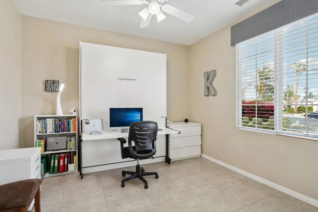 60519 Lace Leaf Court, La Quinta, California 92253 home-pic-23