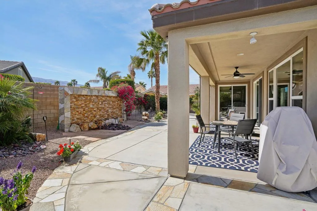 60519 Lace Leaf Court, La Quinta, California 92253 home-pic-29