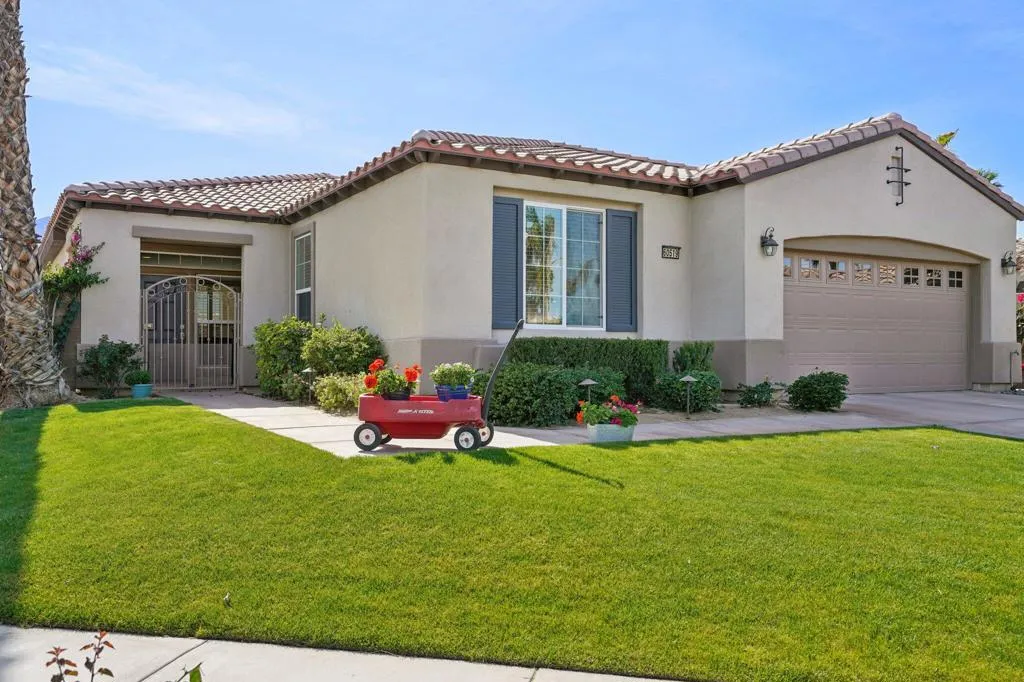 60519 Lace Leaf Court, La Quinta, California 92253 home-pic-3