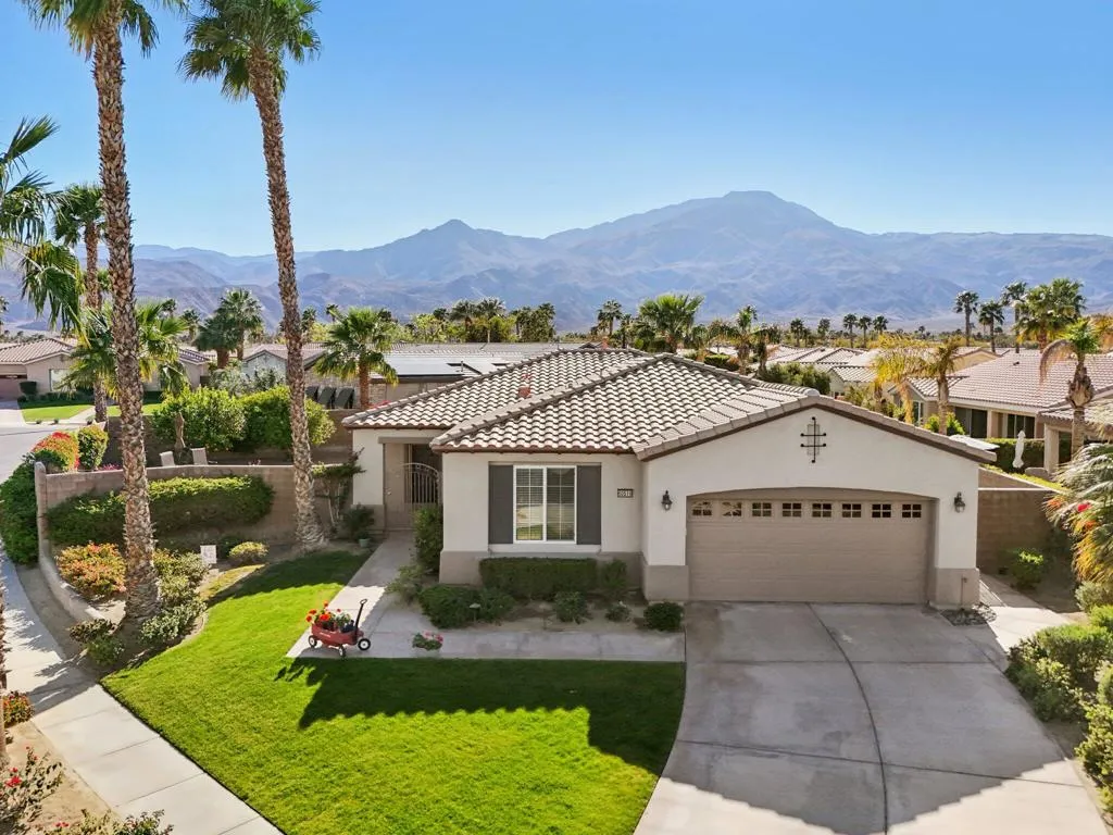 60519 Lace Leaf Court, La Quinta, California 92253 home-pic-2