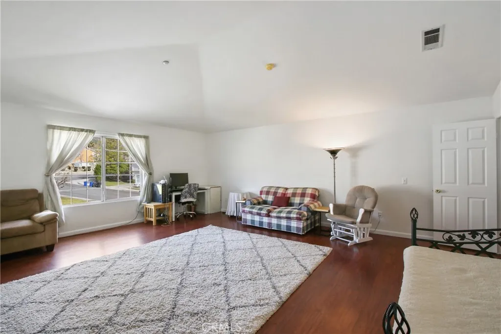 14573 Calgary, Fontana, California 92336 home-pic-26