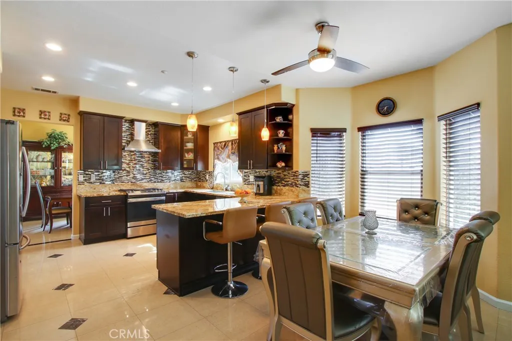 14573 Calgary, Fontana, California 92336 home-pic-12