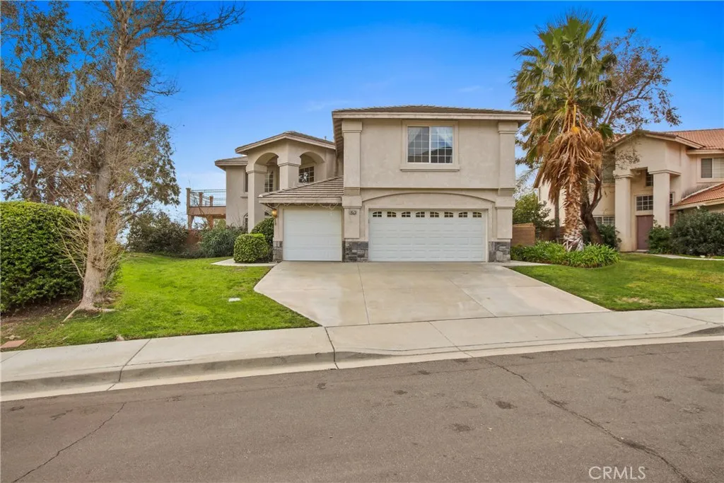 14573 Calgary, Fontana, California 92336 home-pic-1