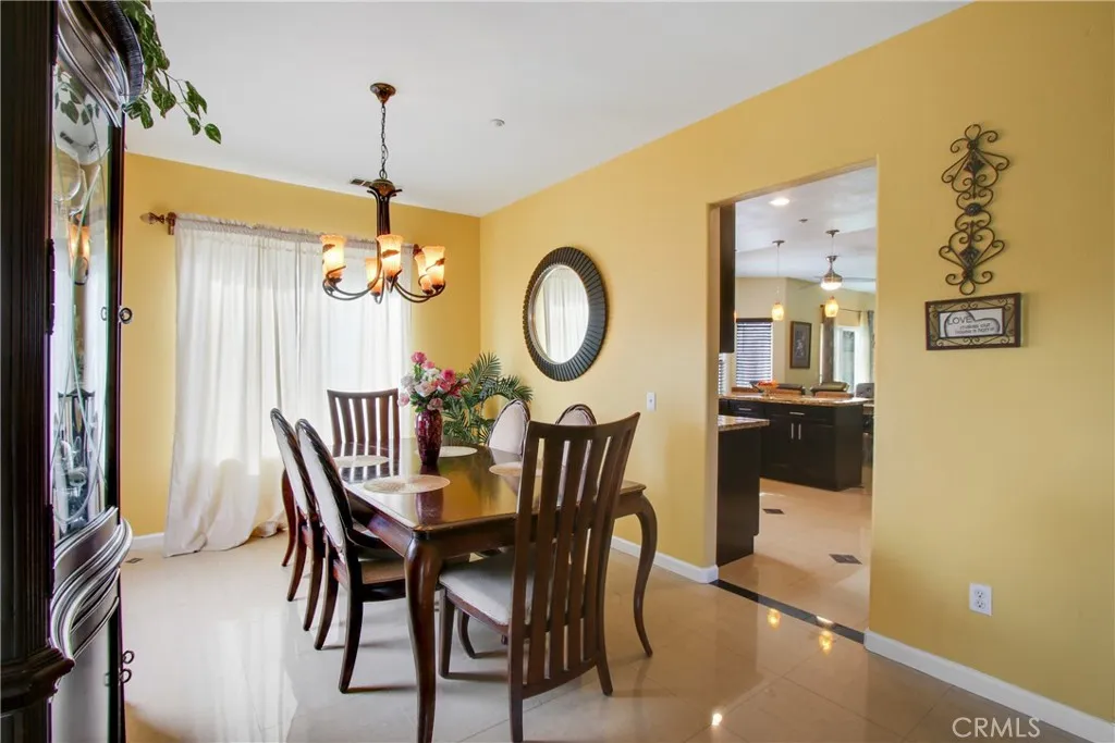 14573 Calgary, Fontana, California 92336 home-pic-3