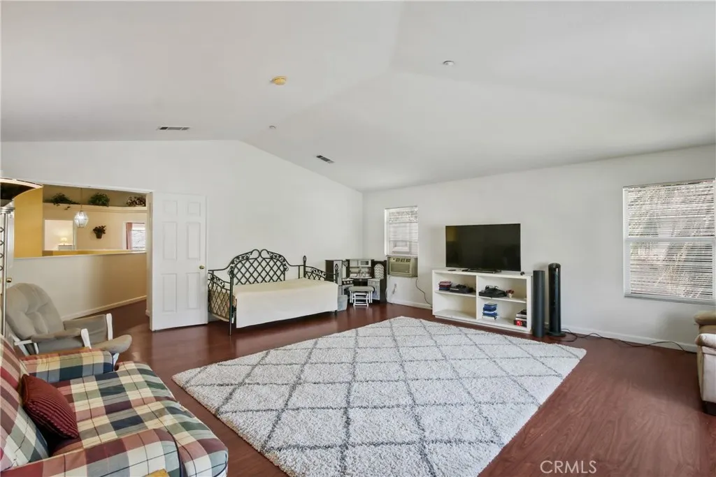 14573 Calgary, Fontana, California 92336 home-pic-24