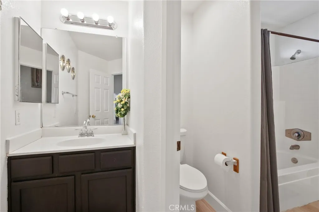 14573 Calgary, Fontana, California 92336 home-pic-19