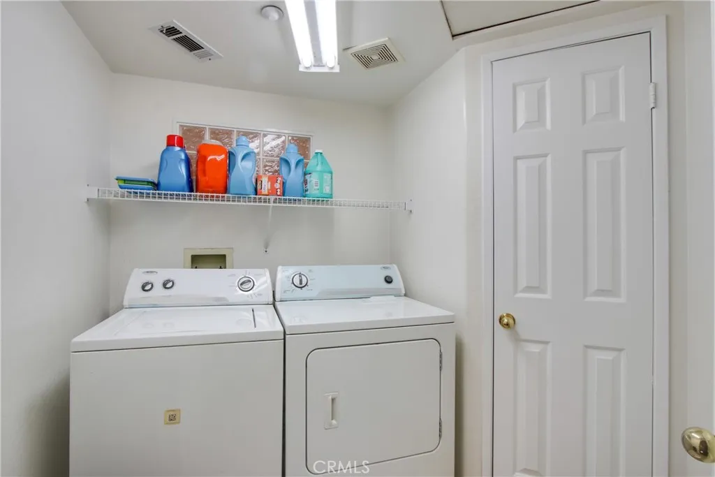 14573 Calgary, Fontana, California 92336 home-pic-27