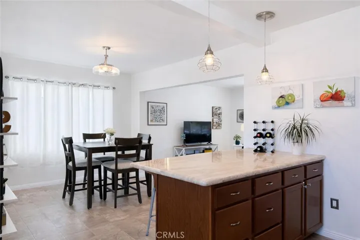 4151 Los Coyotes Diagonal, Lakewood, California 90713