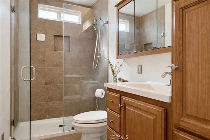 4151 Los Coyotes Diagonal, Lakewood, California 90713