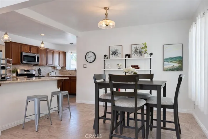 4151 Los Coyotes Diagonal, Lakewood, California 90713