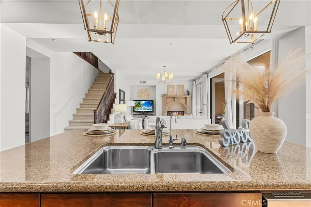 11 Tuscany, Ladera Ranch, California 92694 home-pic-10