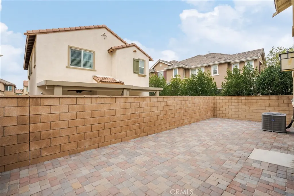 7194 Crescrendo Lane, Fontana, California 92336 home-pic-28