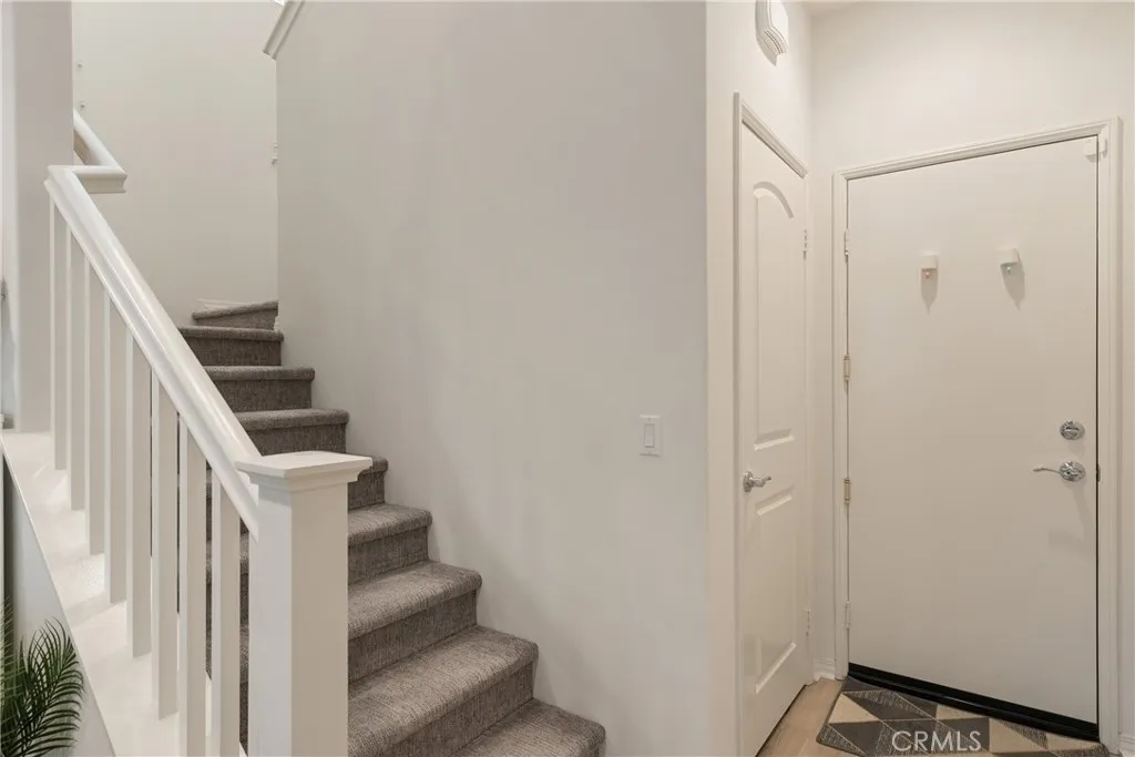 7194 Crescrendo Lane, Fontana, California 92336 home-pic-14