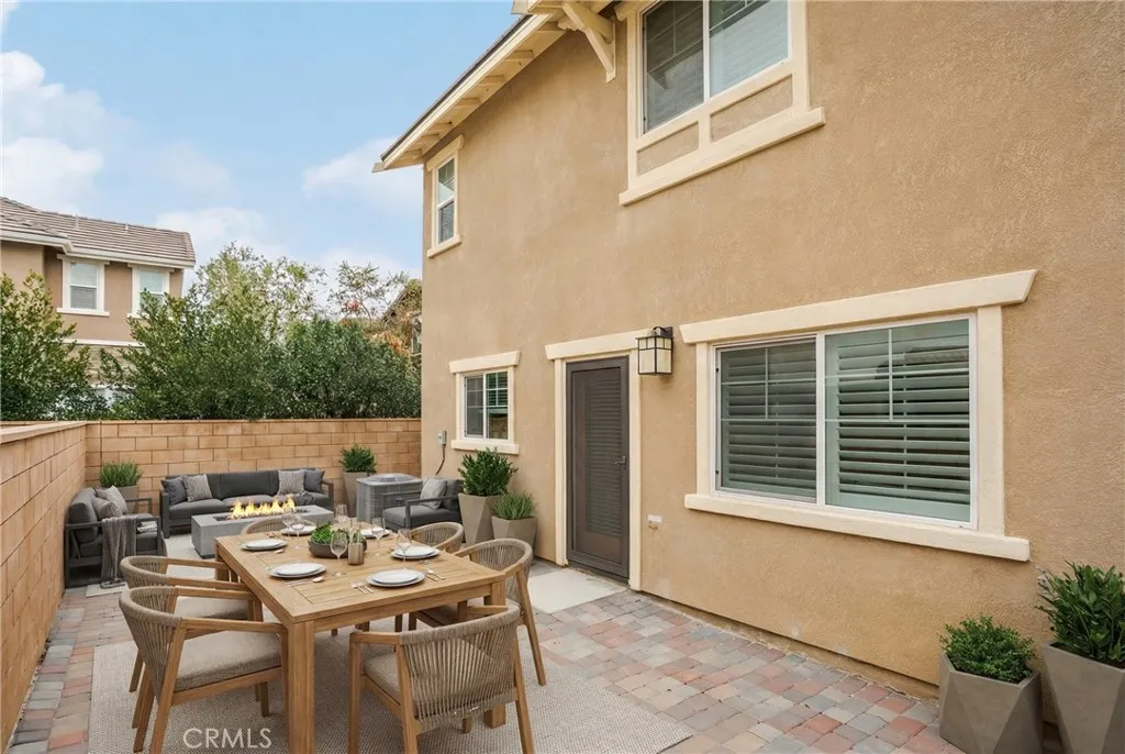 7194 Crescrendo Lane, Fontana, California 92336 home-pic-26
