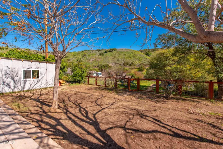 616 Island View St Fillmore-39