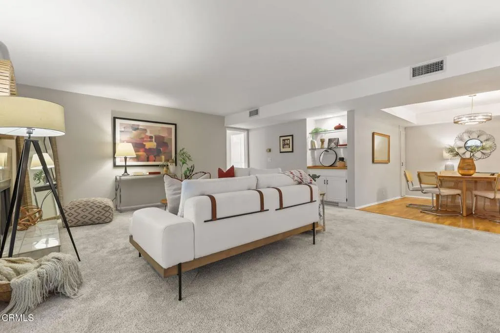 640 S Lake Avenue 105, Pasadena, California 91106 home-pic-6