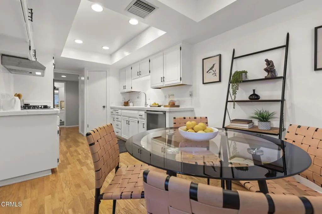 640 S Lake Avenue 105, Pasadena, California 91106 home-pic-13