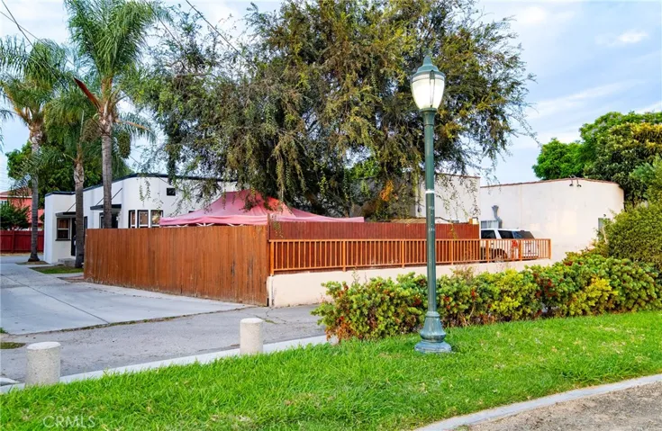 8995 Victoria Avenue, South Gate, California 90280