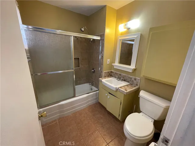 1380 Teakwood, Hemet, California 92543