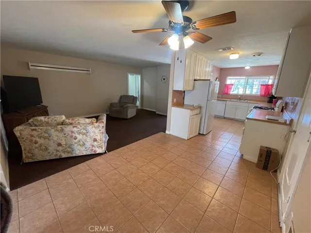 1380 Teakwood, Hemet, California 92543