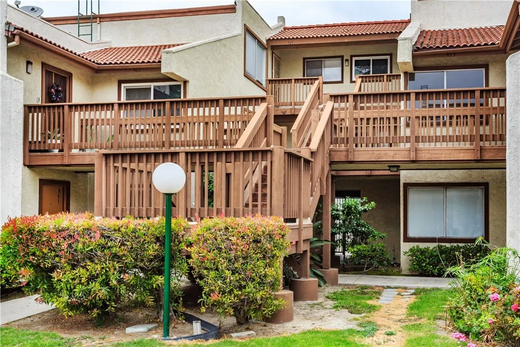 967 S Citron, Anaheim, California 92805 home-pic-1