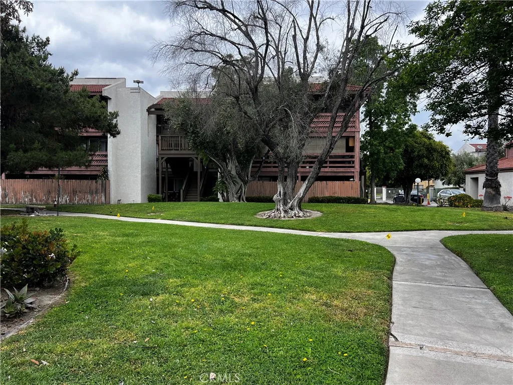 967 S Citron, Anaheim, California 92805 home-pic-17
