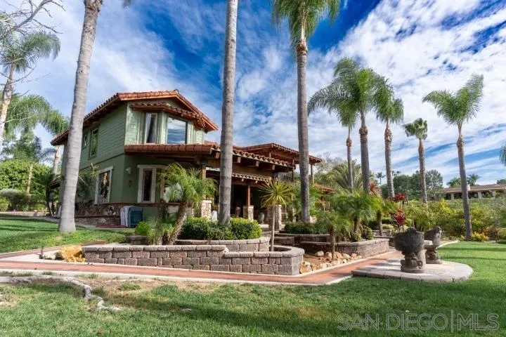 3097 Green Heather Lane, Fallbrook, California 92028