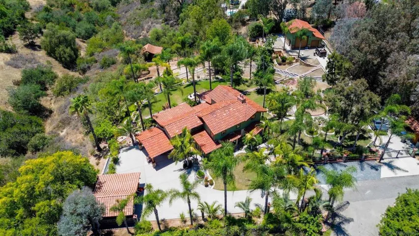 3097 Green Heather Lane, Fallbrook, California 92028
