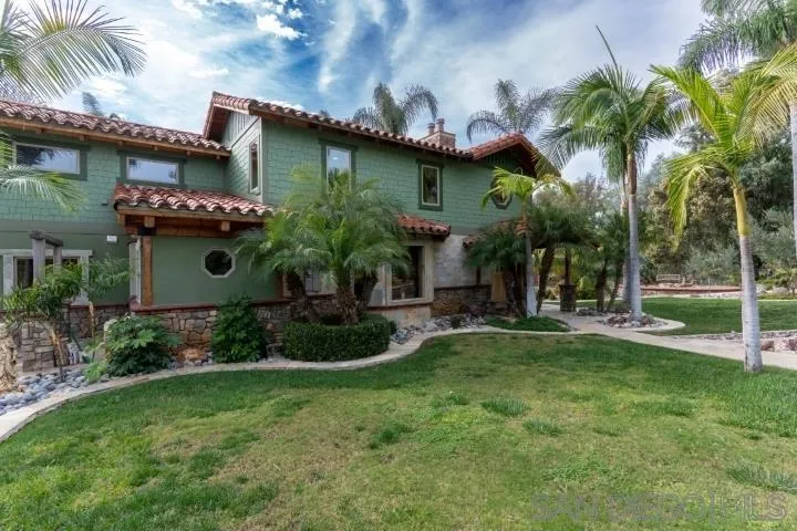 3097 Green Heather Lane, Fallbrook, California 92028