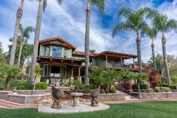3097 Green Heather Lane, Fallbrook, California 92028
