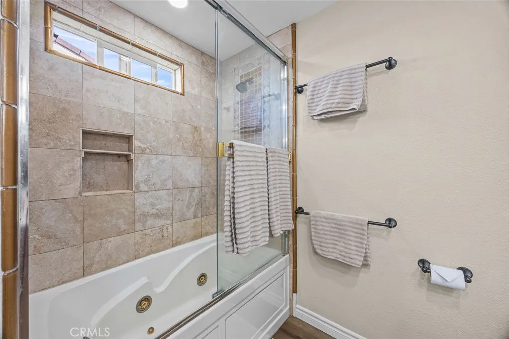 18864 Cordata, Fountain Valley, California 92708 home-pic-24