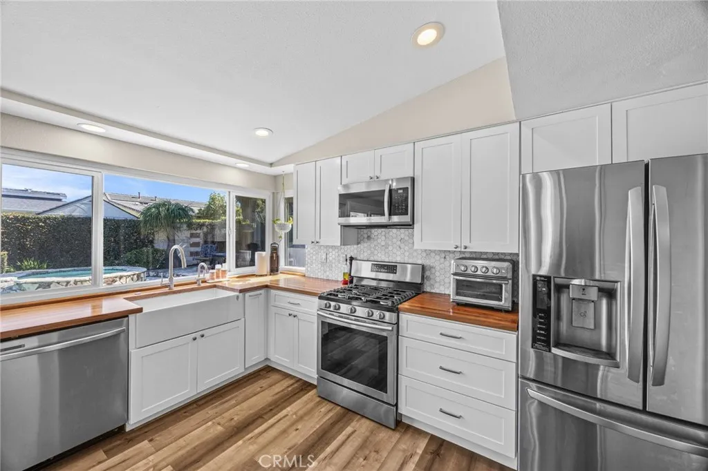 18864 Cordata, Fountain Valley, California 92708 home-pic-14