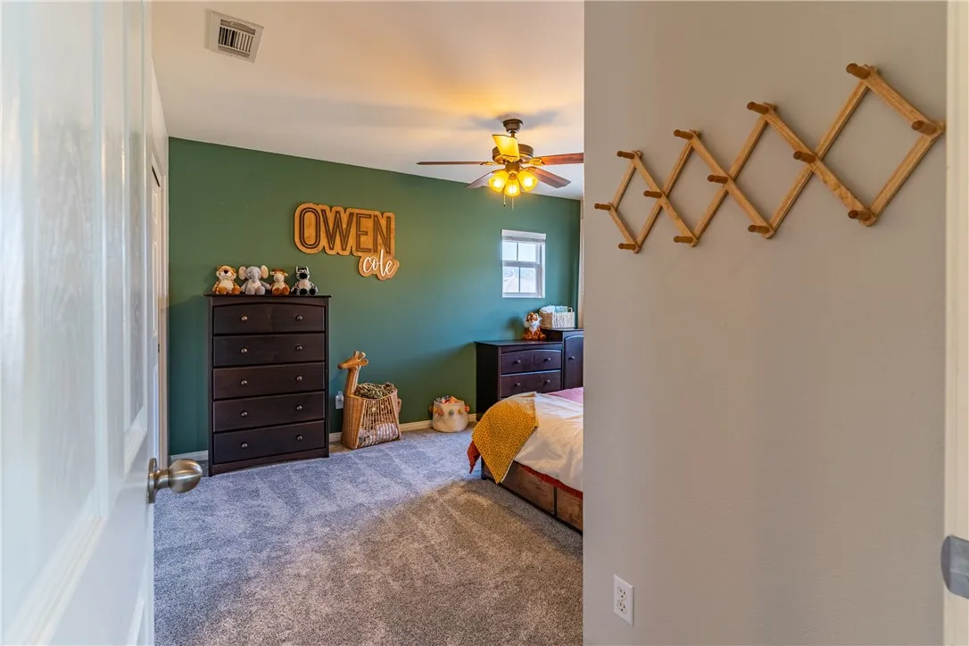 3999 Quartzite Lane, San Bernardino, California 92407 home-pic-19