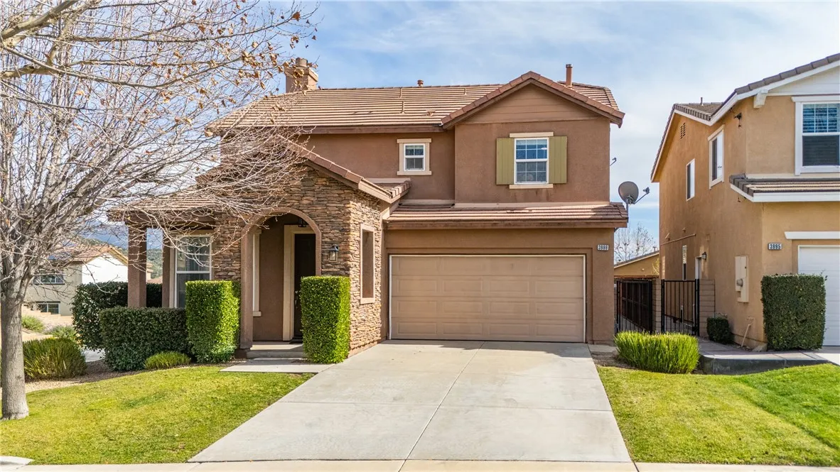 3999 Quartzite Lane, San Bernardino, California 92407 home-pic-1