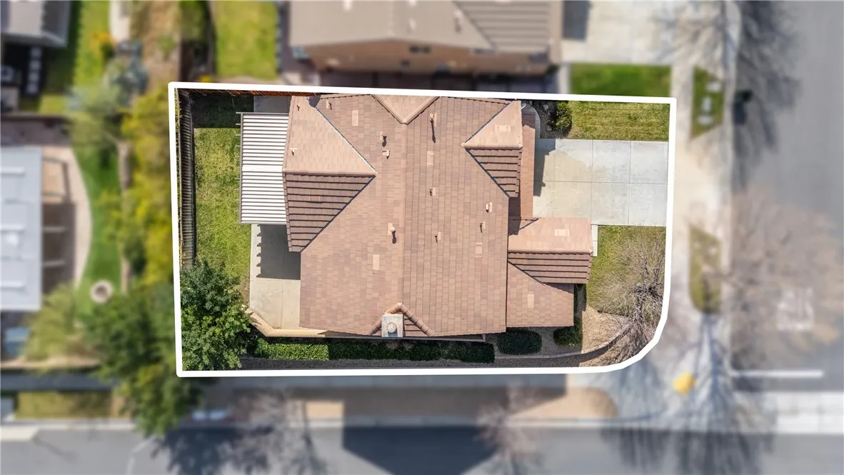 3999 Quartzite Lane, San Bernardino, California 92407 home-pic-2