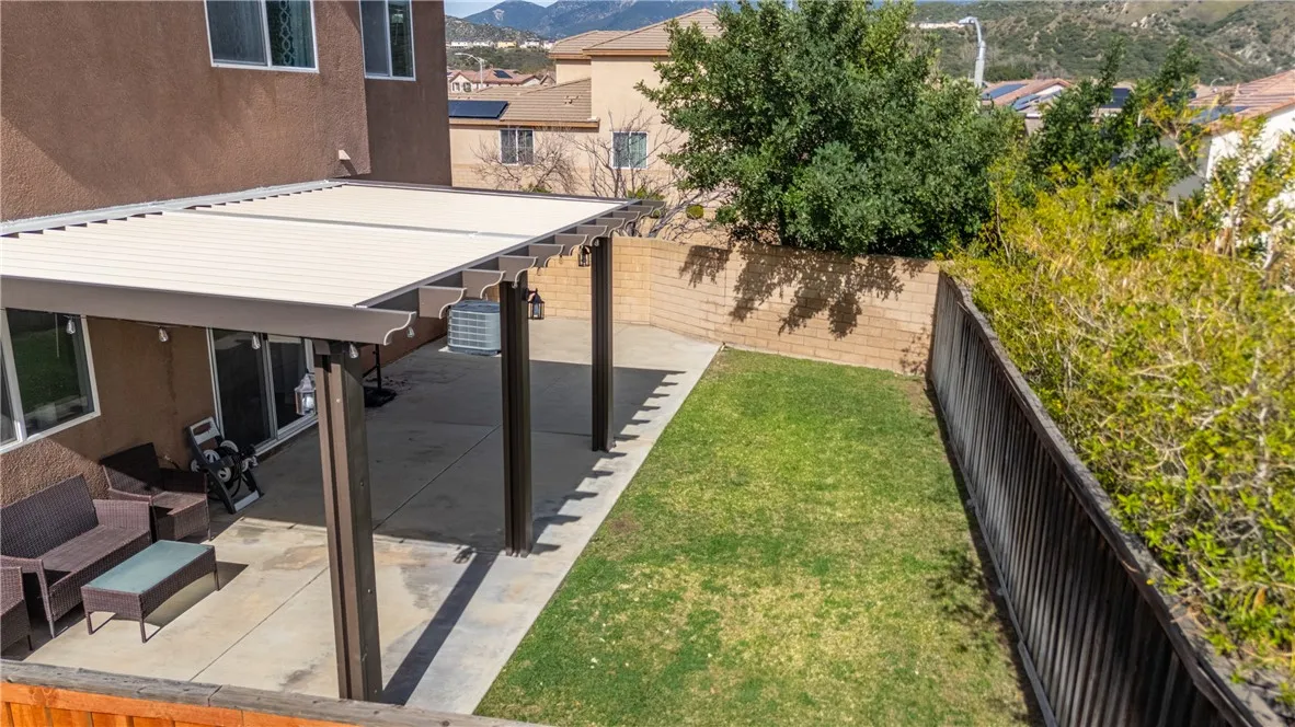 3999 Quartzite Lane, San Bernardino, California 92407 home-pic-36