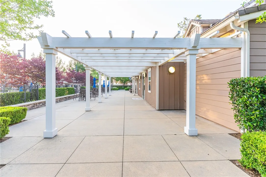 3999 Quartzite Lane, San Bernardino, California 92407 home-pic-40