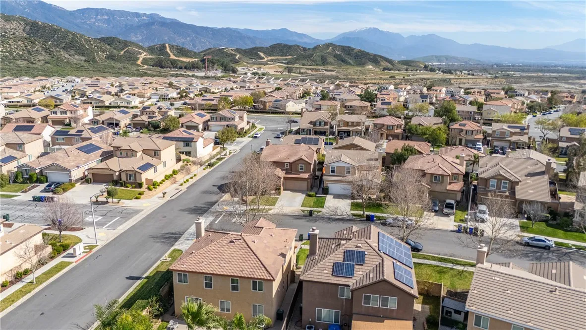 3999 Quartzite Lane, San Bernardino, California 92407 home-pic-37