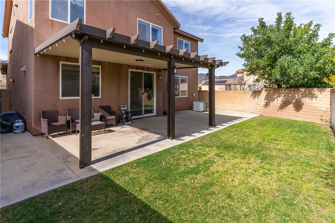 3999 Quartzite Lane, San Bernardino, California 92407 home-pic-33