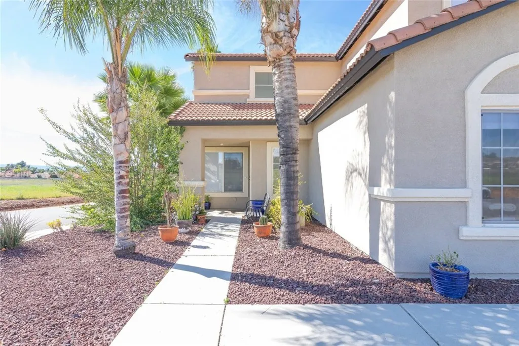27615 Chatham, Menifee, California 92585 home-pic-4