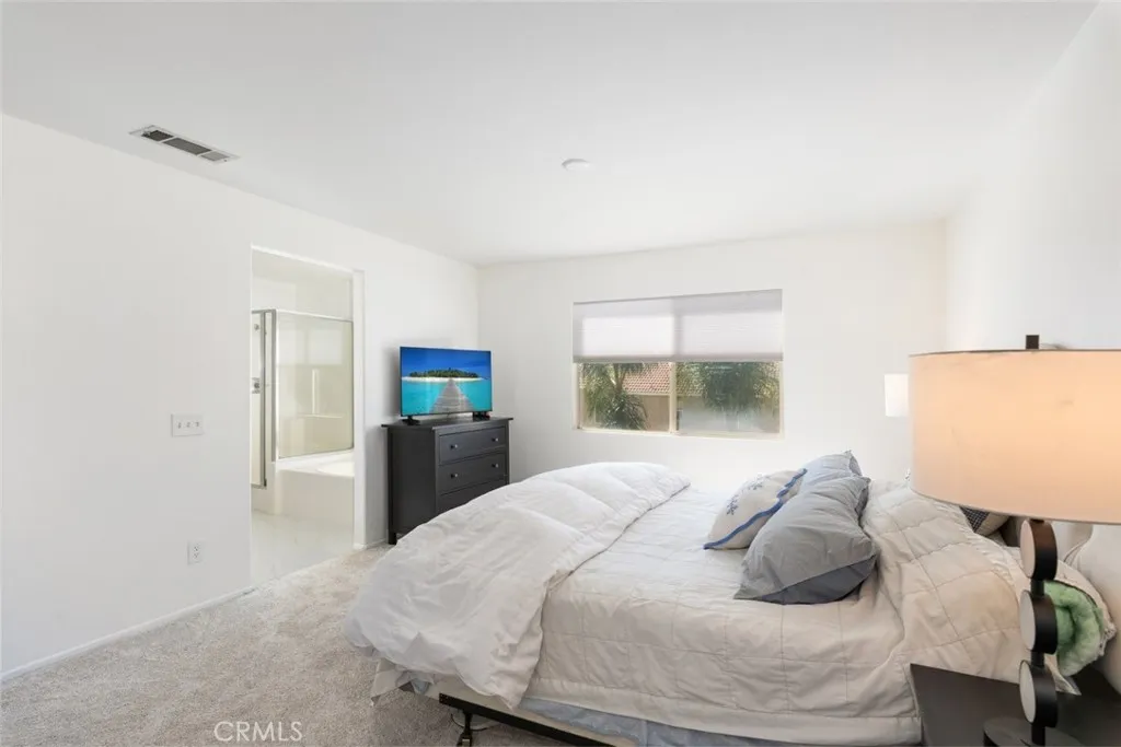 27615 Chatham, Menifee, California 92585 home-pic-25