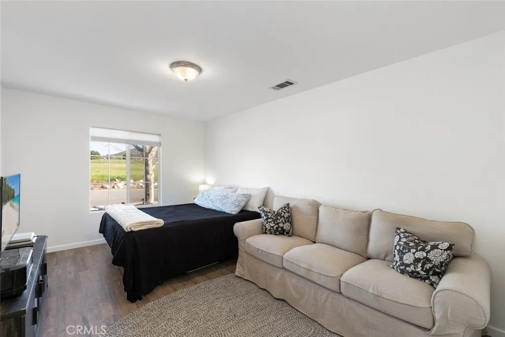 27615 Chatham, Menifee, California 92585 home-pic-17
