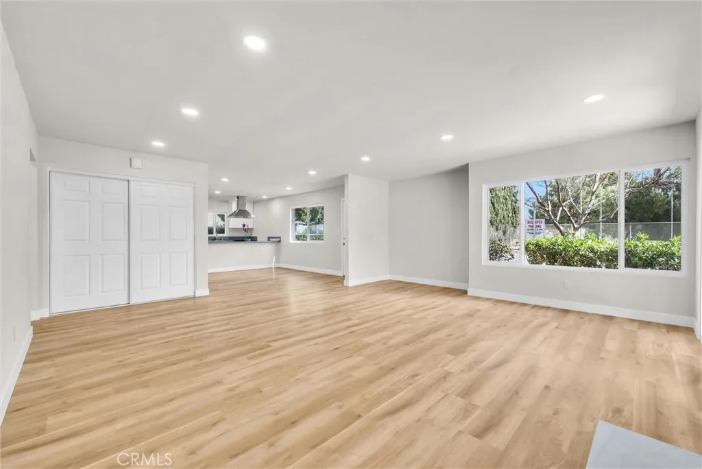 6103 Avenue Juan Diaz, Riverside, California 92509 home-pic-4