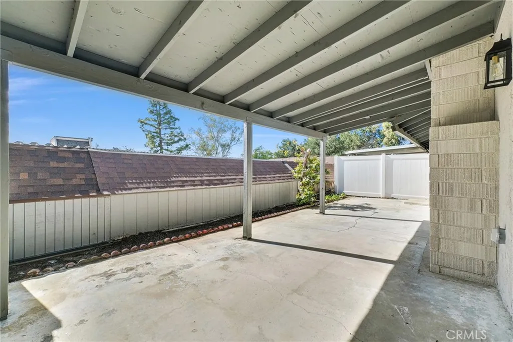 6103 Avenue Juan Diaz, Riverside, California 92509 home-pic-21
